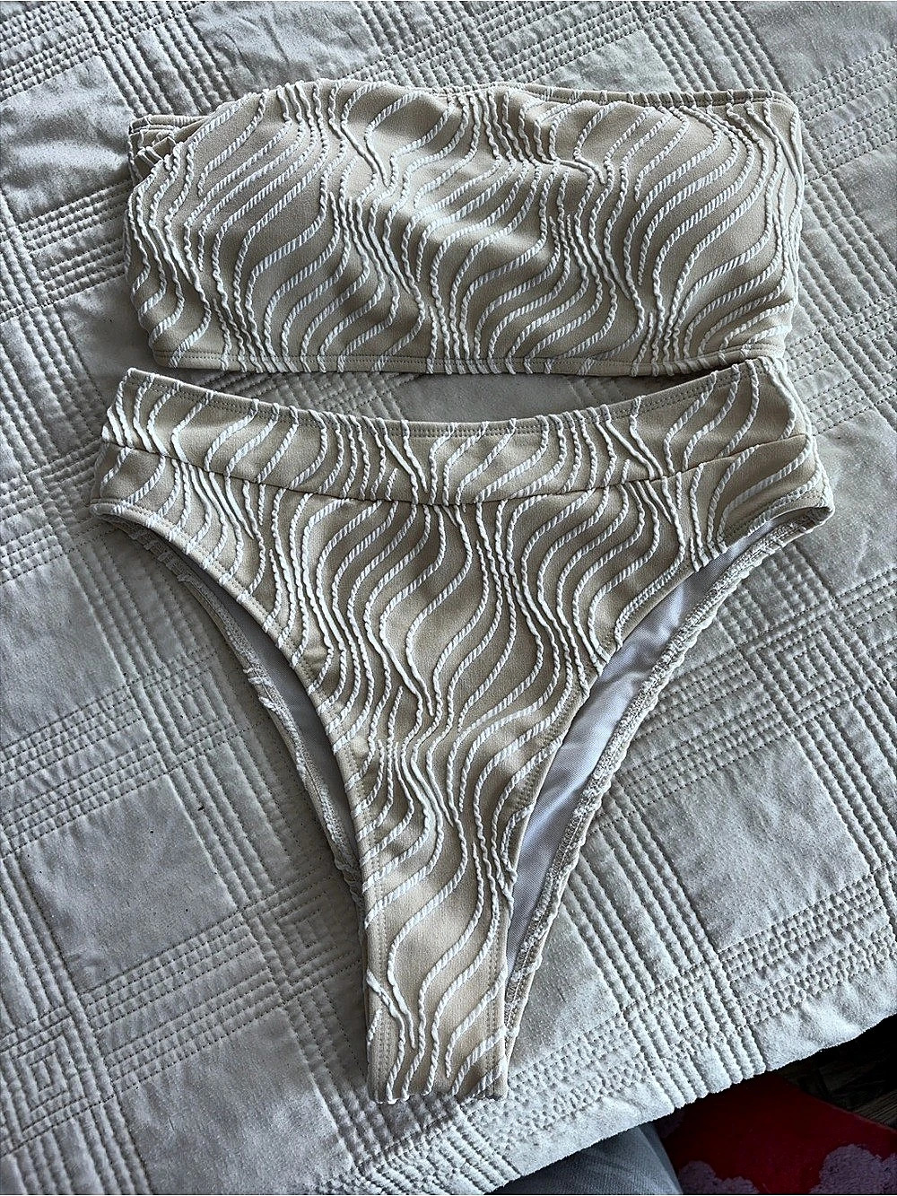 Abstract Bikini Set in Cream & White Size Medium